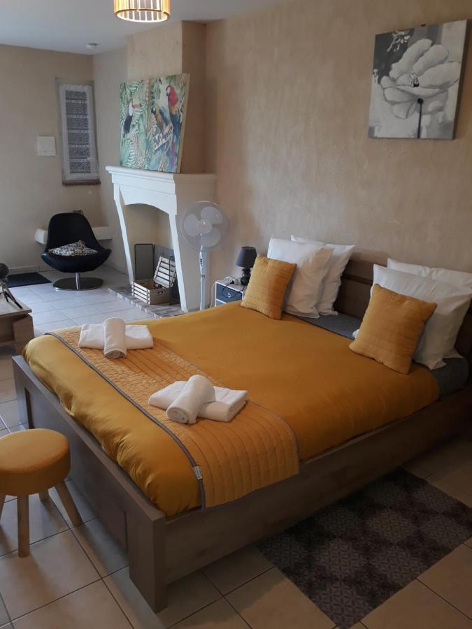 Hotes De L'Isle Saint-Medard-de-Mussidan Екстер'єр фото